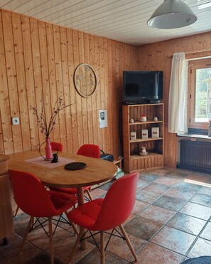 Dining - Apartment in alpine farmhouse, close to ski slopes and hiking trails (Les Molunes)
