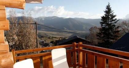 LUXURY NORTHERN CHALET with Sauna, Balneo and splendid mountain views