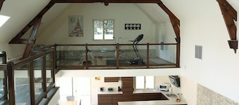 Talo 300 m² (1-6 henkilölle), uima-allas YVELINES