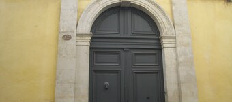 Luxury apartment in the historical centre of Medieval Beziers, South of France