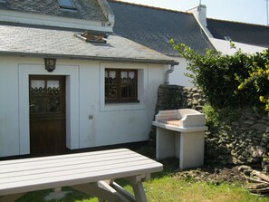 Property grounds - CHARMING LITTLE HOUSE Belliloise  (Sauzon)