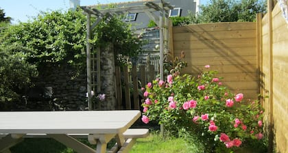 CHARMING LITTLE HOUSE Belliloise