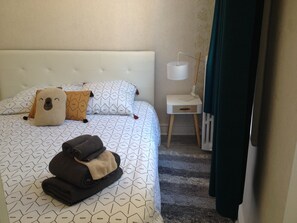 1 bedroom, iron/ironing board, Internet, bed sheets