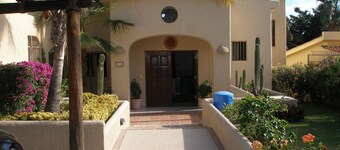  Three bedroom Adobe home on Golf Course...... SPRING BREAK IS OPEN!!