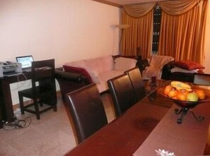 TV, DVD player, table tennis, stereo