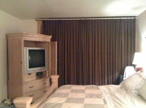 2 chambres, fer et planche Ă repasser, Wi-Fi gratuit, draps fournis