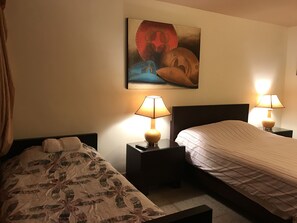 2 bedrooms, iron/ironing board, free WiFi, bed sheets