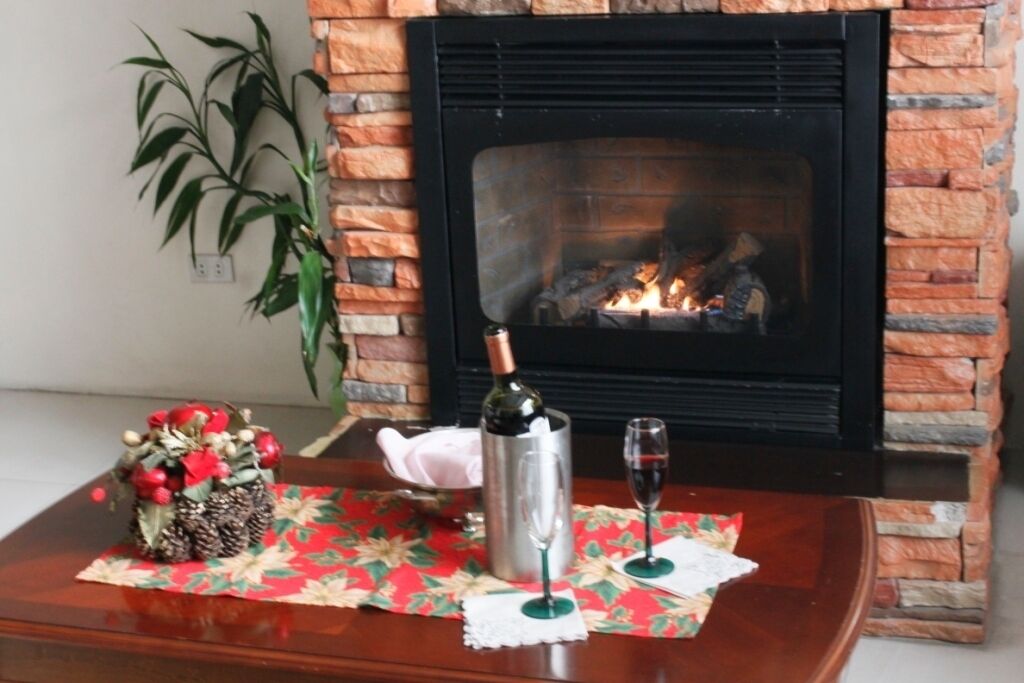 the gas fire place comes in handy during cold nights.