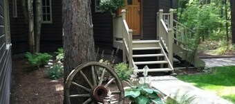 Custom Home in a Great Location with Outdoor Hot Tub