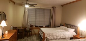 1 bedroom, in-room safe, free WiFi, bed sheets