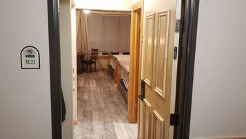 1 habitación, caja de seguridad en la habitación y wifi gratis