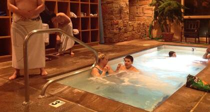 Brian head Studio in 3.5 star Cedar Breaks Lodge - Sleeps 4