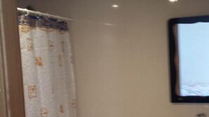 Deluxe Apartment, Non Smoking | Bathroom - Eden Tamaris (Dar Bouazza)