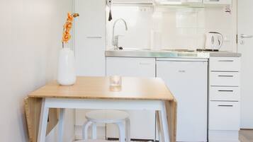 Didekorasi berbeda-beda dan dilengkapi dengan perabotan berbeda-beda