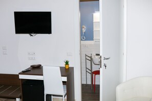 Quarto casal ou duplo | Cozinha privada | Refrigerador em uma área comum, micro-ondas em uma área comum