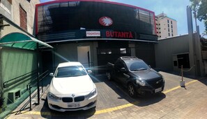 Self parking - Hotel Butantã (São Paulo)