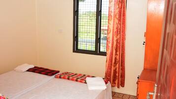 Appartamento familiare | 2 camere, Wi-Fi gratuito, lenzuola, accesso in sedia a rotelle