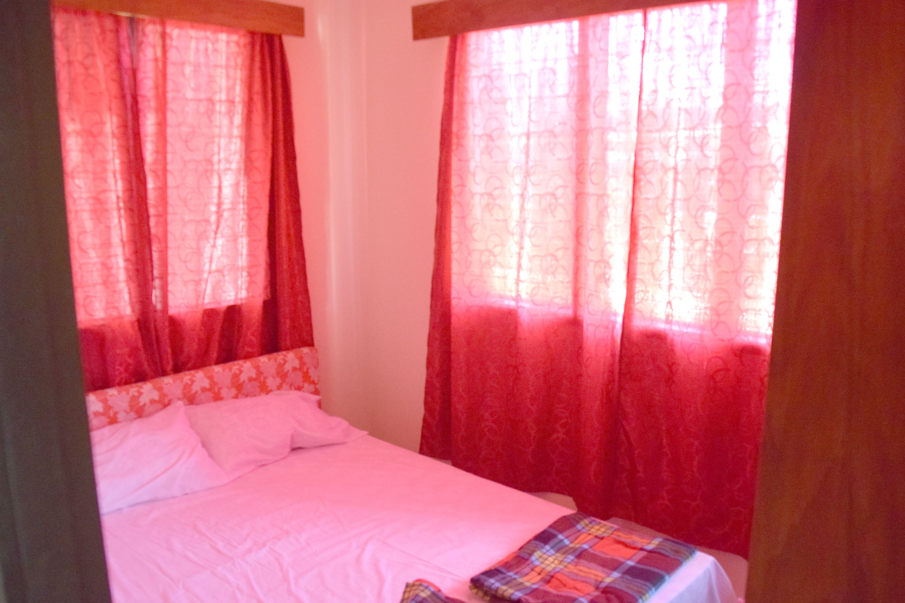 Departamento familiar | 2 habitaciones, wifi gratis, ropa de cama y acceso para silla de ruedas 