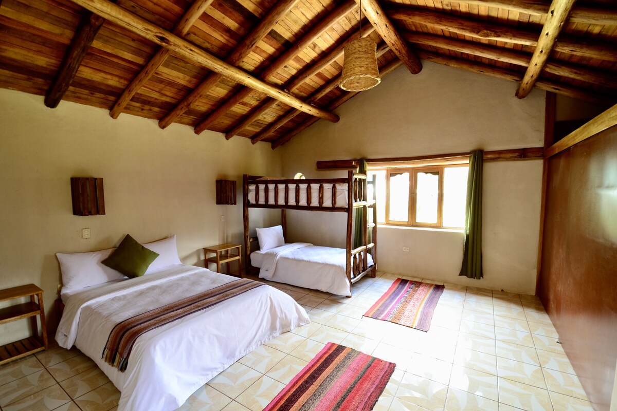 Individually decorated, free WiFi, bed sheets