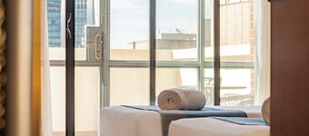 YEHS Hotel Sydney QVB