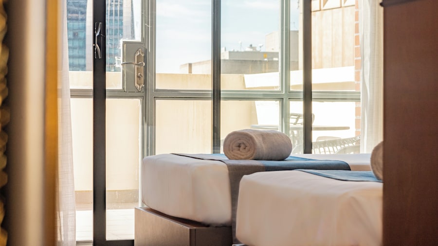 悉尼維多利亞女王大廈 YEHS 酒店