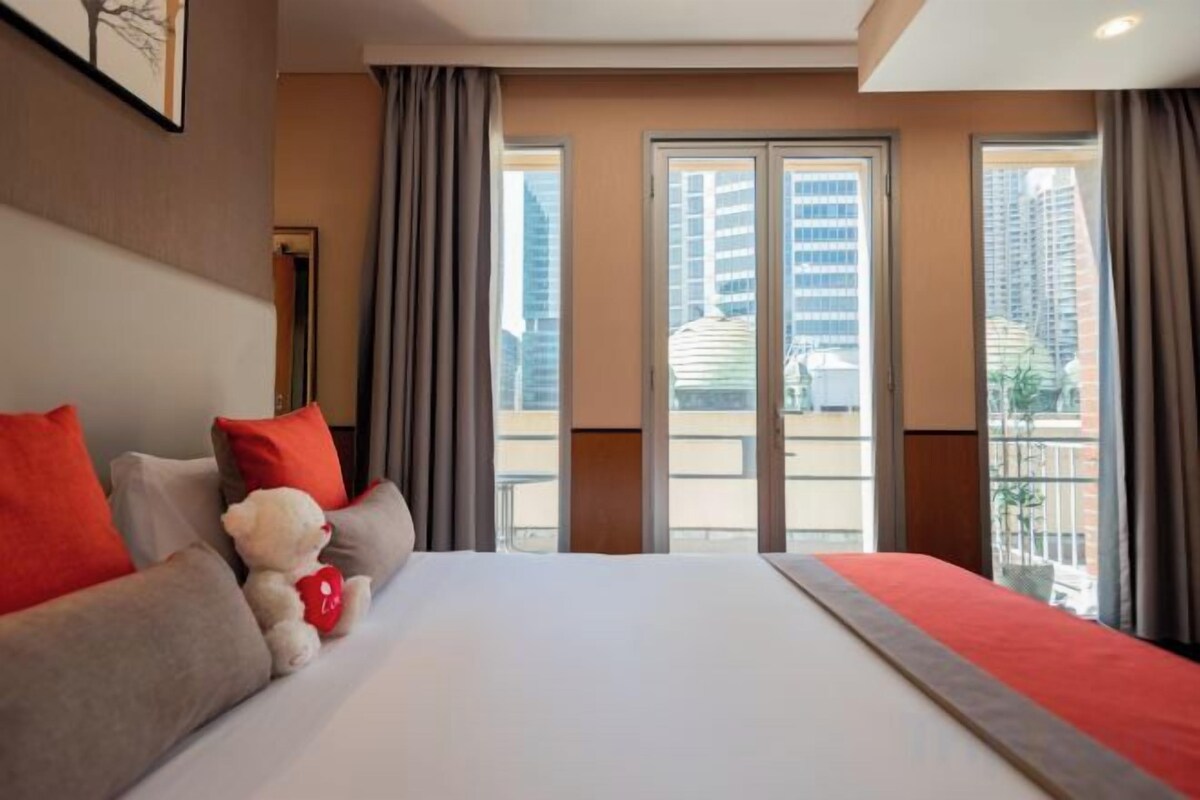 Signature Queen Room with Balcony
