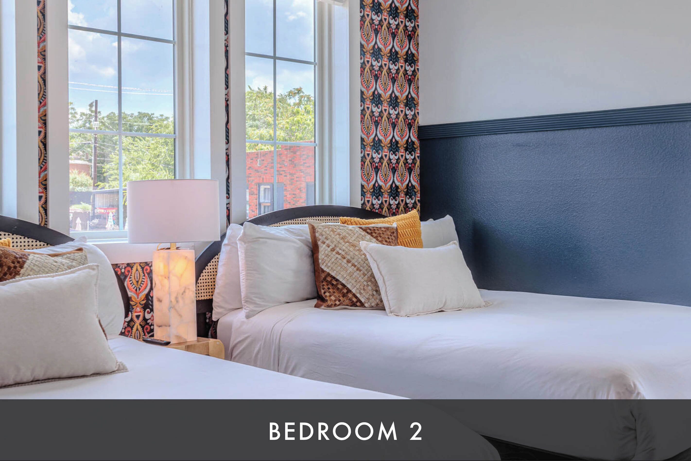 5 camere, una scrivania, ferro/asse da stiro, culla da viaggio