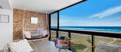 TV, Netflix, streaming services