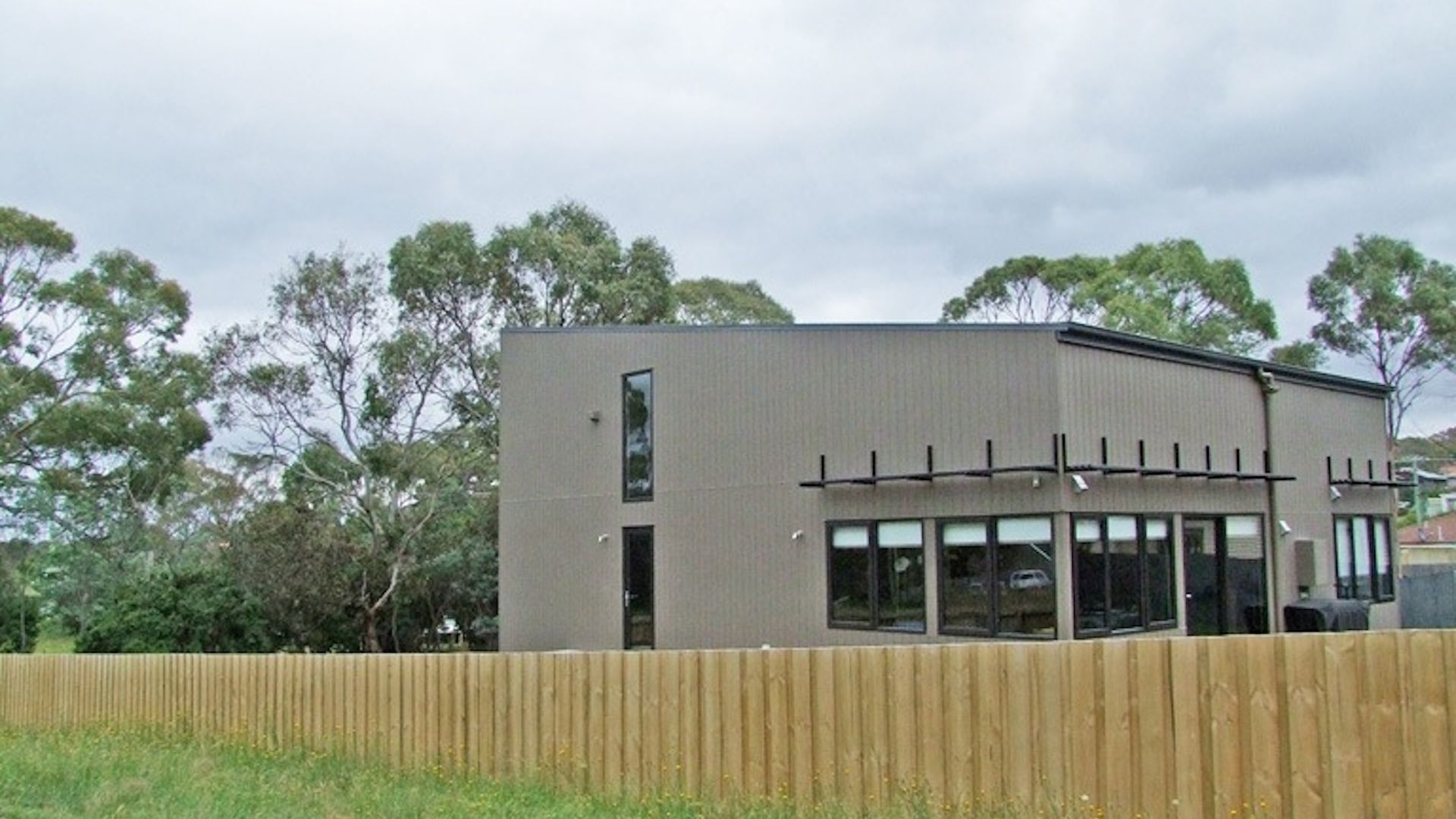 Modern Beach-House Gem — image 21