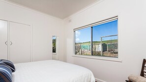 4 bedrooms, free WiFi - The Farm House (Johanna)
