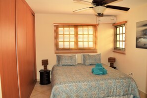 3 makuuhuonetta, silitysrauta/-lauta, vauvan matkasänky, Wi-Fi