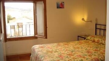 3 chambres, fer et planche Ă repasser, Wi-Fi gratuit, draps fournis