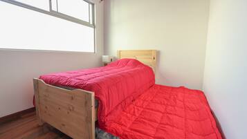2 habitaciones, internet y ropa de cama