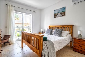 2 sovrum, strykjärn/strykbräda, gratis wi-fi och sängkläder