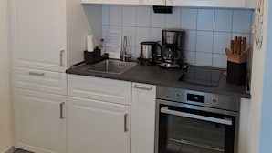 Uklassifisert bilde, 2 av 13, knapp