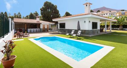 Finca La Vizcondesa with heateble pool