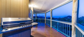 Sunset Escape - Cannonvale