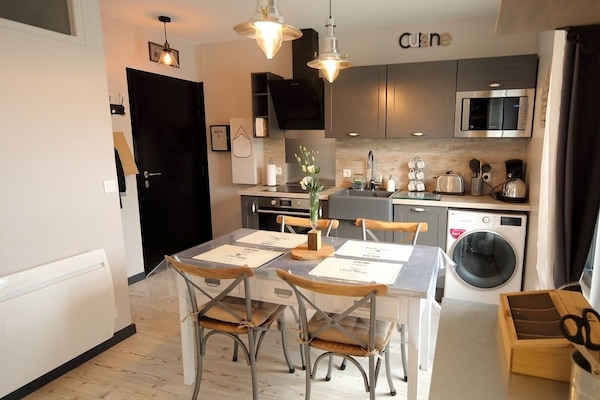 cuisine avec vue sur le port