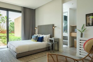 6 bedrooms, in-room safe, iron/ironing board, free WiFi