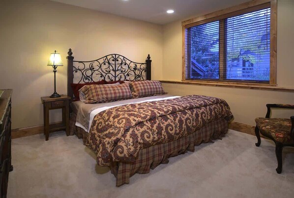 5 bedrooms, WiFi