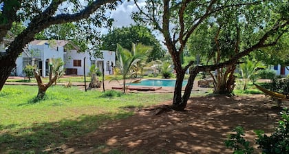 TRANQUILES HÜTTE EINS, KILIFI, BOFA