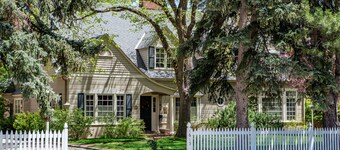 $ 50 pro Gast pro Nacht.  Ermäßigungen für mehr als 8 Gäste.  Kontaktiere uns.