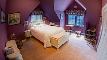 7 bedrooms, iron/ironing board, travel cot, free WiFi