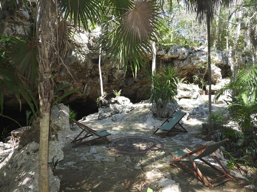 Akumal, Art Jungle Cabin Pakal