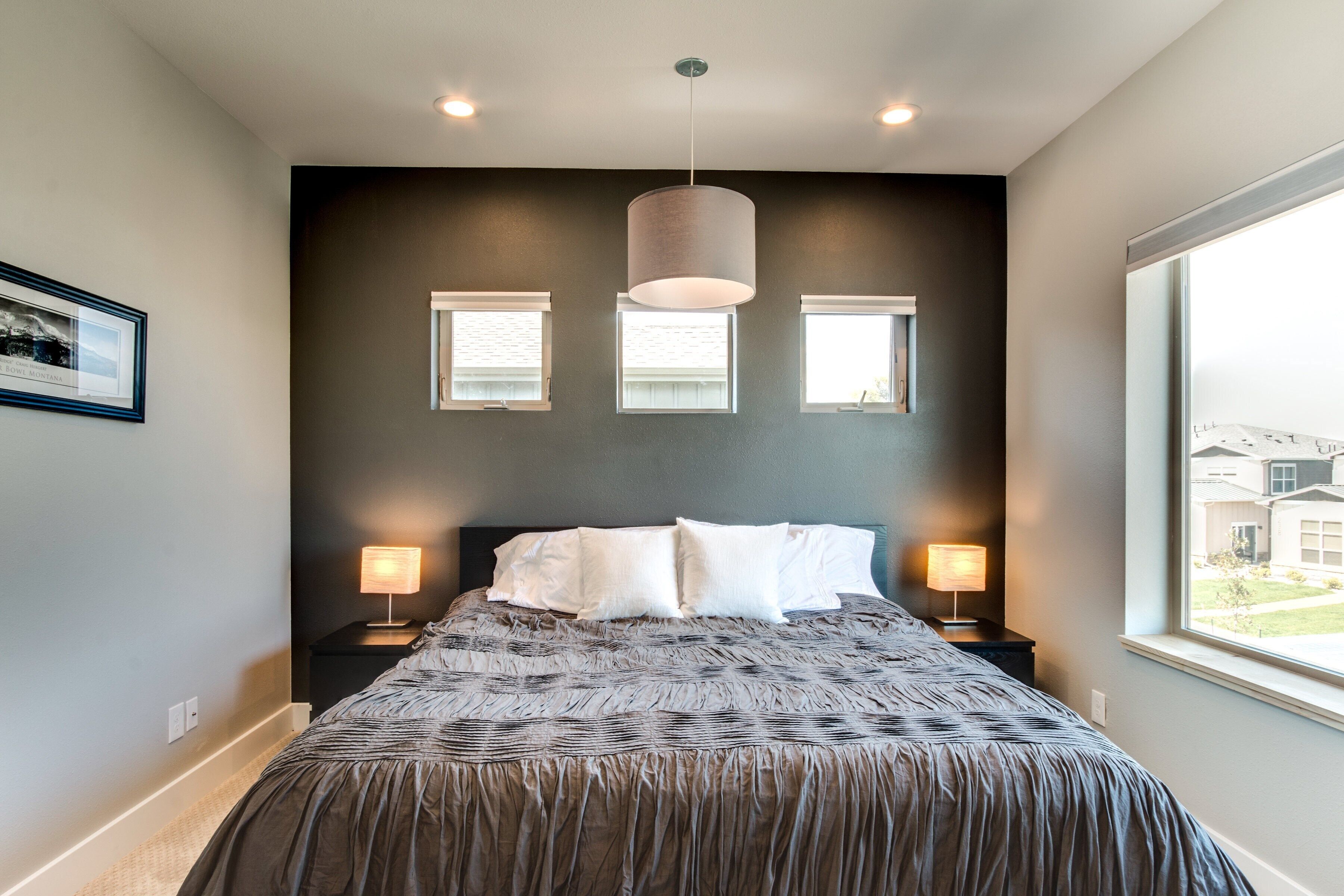 3 habitaciones, tabla de planchar con plancha, wifi y ropa de cama 