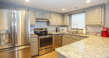 Steps to downtown Bentonville II