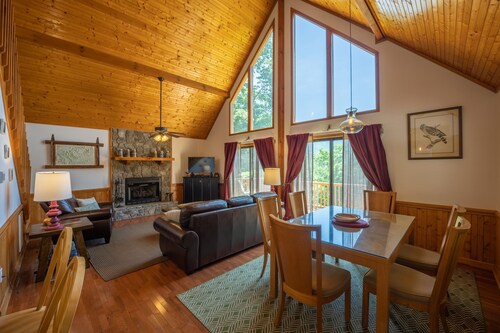 Kaunis loma Mountain Vista mökki Länsi-North Carolina