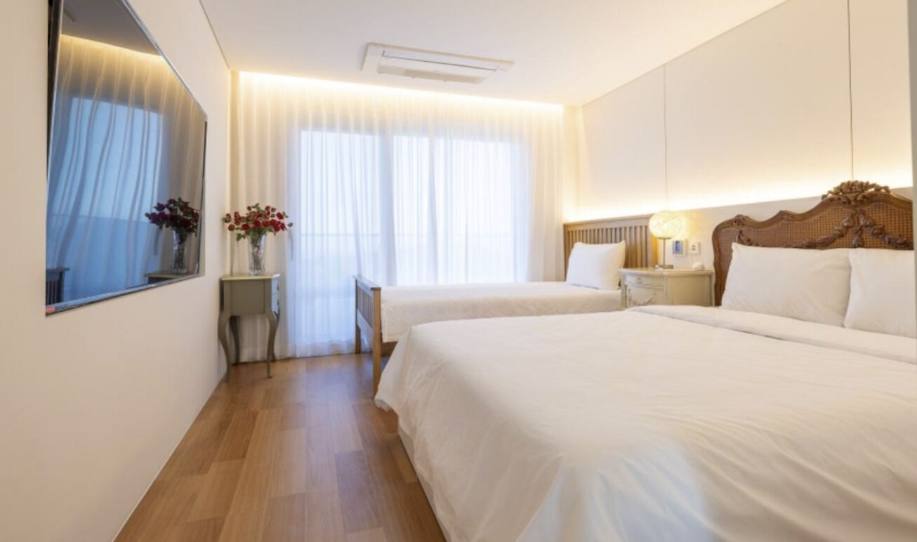 Standard Twin Mountain View | Décor unique, ameublement unique, rideaux d’obscurcissement