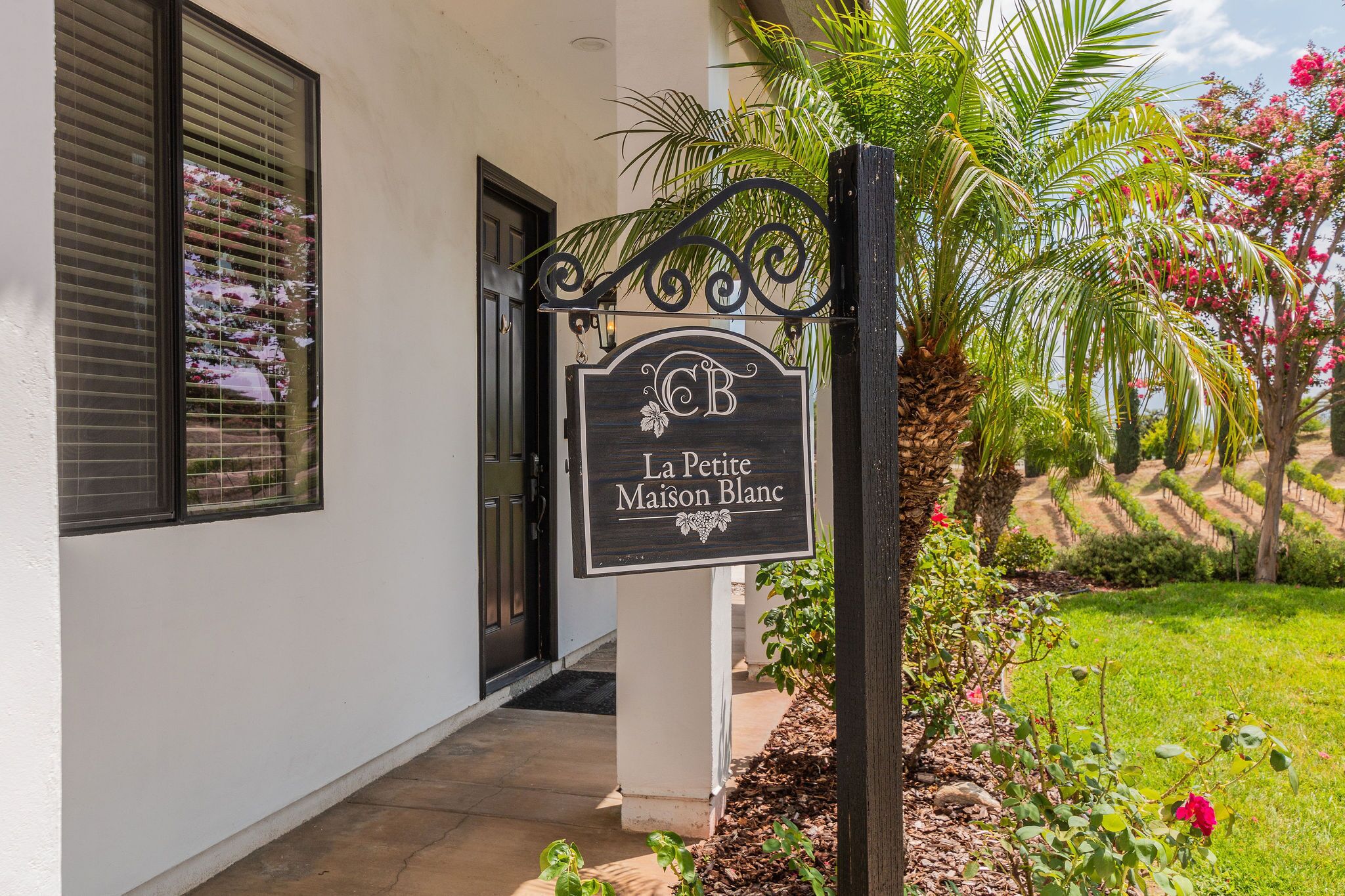  Beautiful Guest Cottage PERMITTED TEMECULA WINE COUNTRY VACATION HOME 