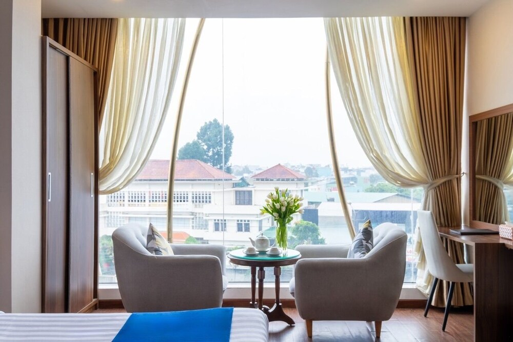 2 Star Hotels